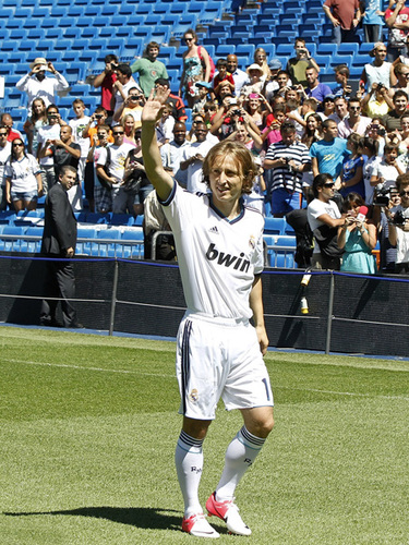 首届梅西杯于今日在迈阿密拉开帷幕，梅西本人亲自出席开幕式