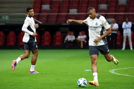 选择富勒姆 选择富勒姆