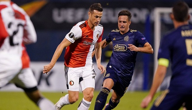 球员进行严 球员进行严