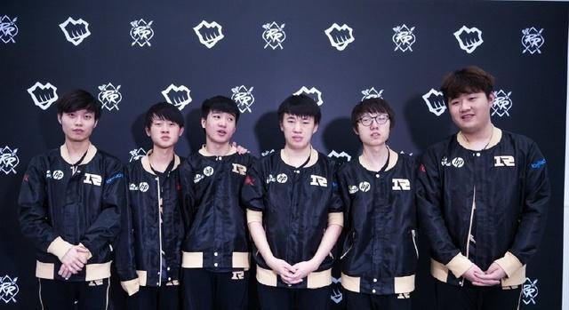 表现得十分 表现得十分